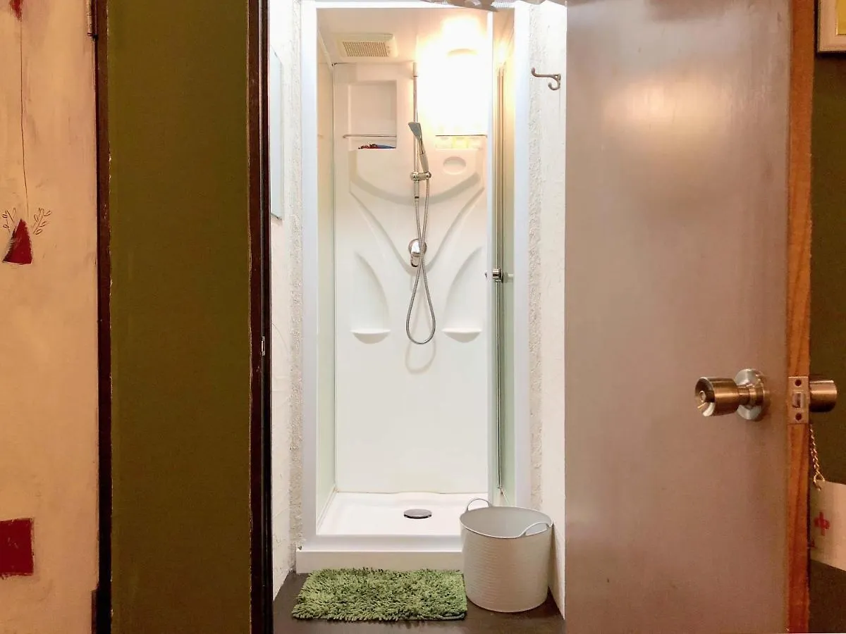 Hostel Yume-Nomad Kobe Japan